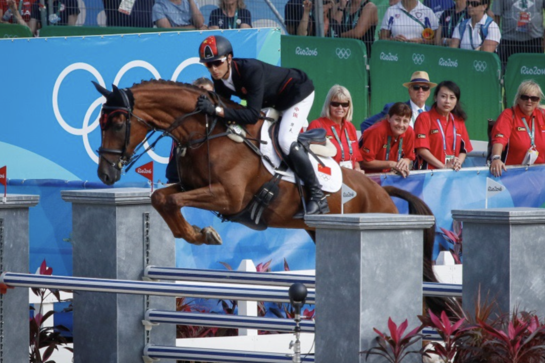 包含马术比赛选手骑术高超,出类拔萃的词条 包含马术比赛选手骑术高超,出类拔萃的词条