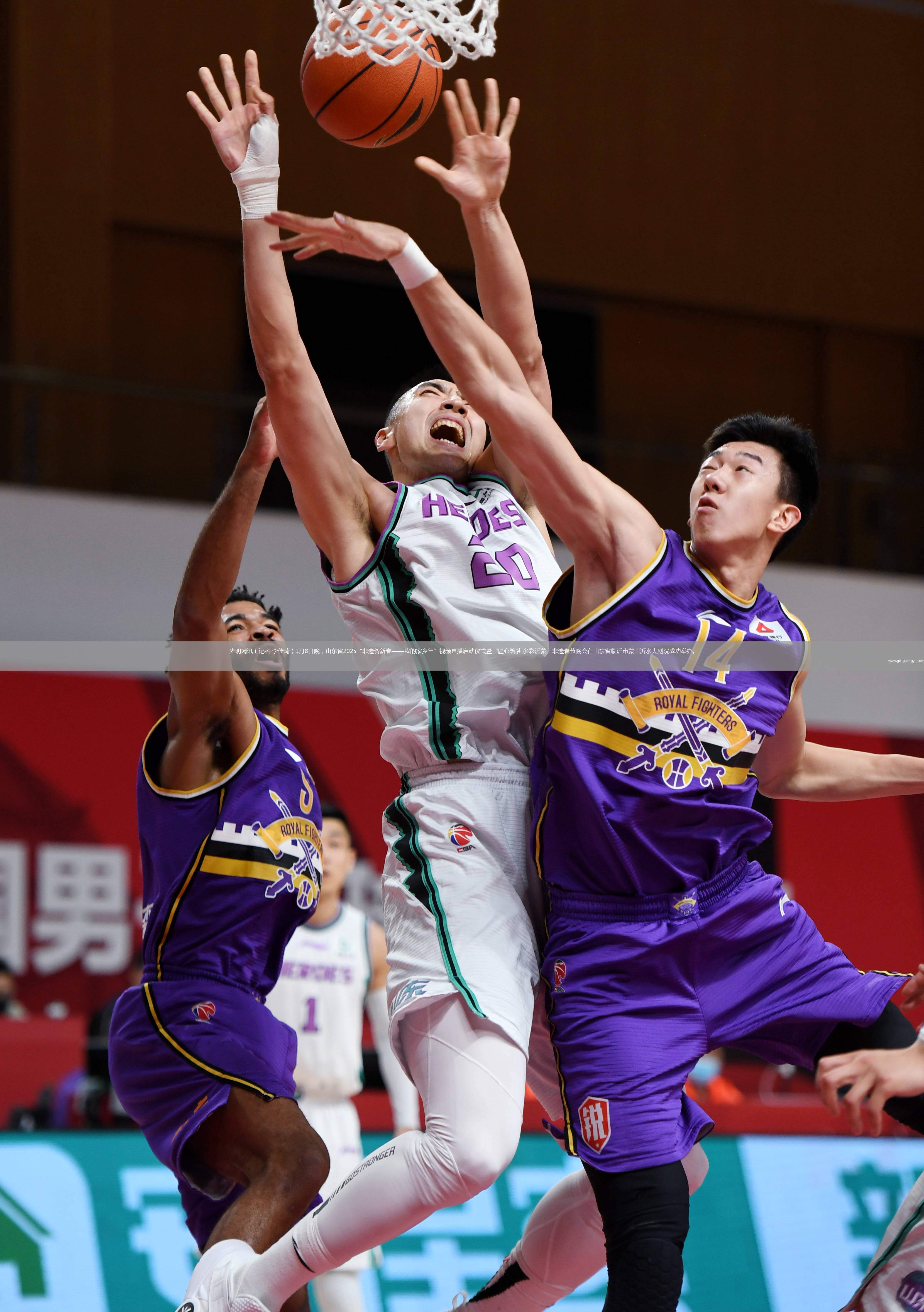 熊猫体育官方网站-美因茨在客场击败弗赖堡，获得宝贵胜利的简单介绍