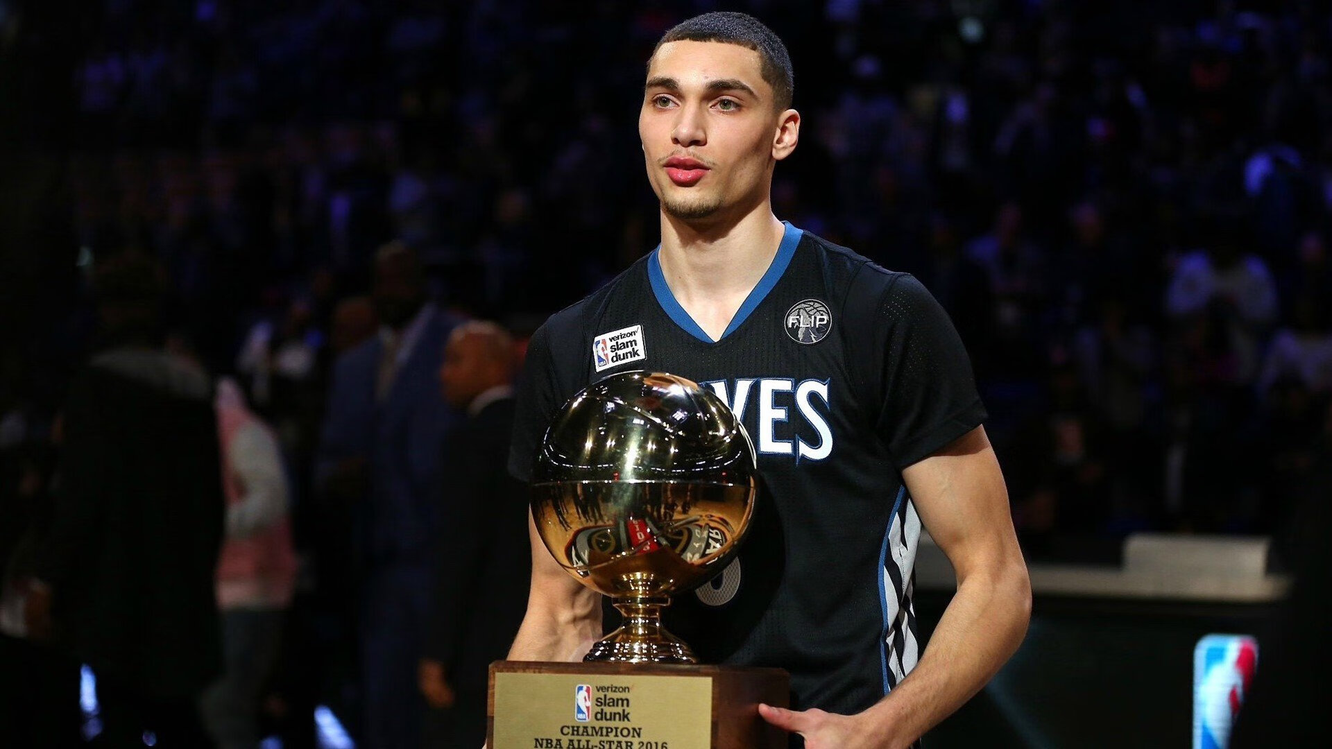 克瓦拉茨赫利亚，攻防转换的艺术大师，见证委内瑞拉压哨绝杀塞维利亚的战术革命