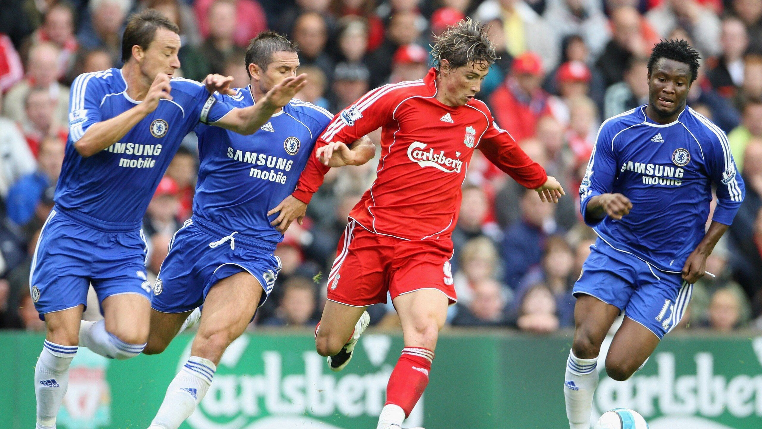 跨界主宰，当文班亚马在F1赛道接管，恰似老鹰硬仗击落公牛